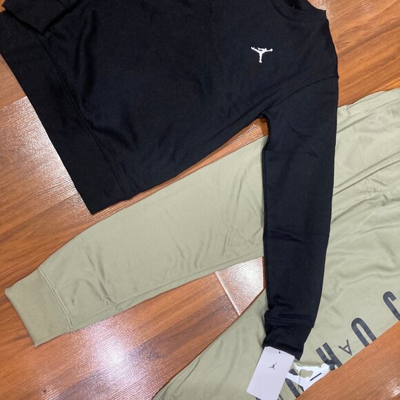 Nike Air Jordan Youth Boy Sweater PANTS Tracksuit Size 10-12 (M) New - Picture 2 of 5
